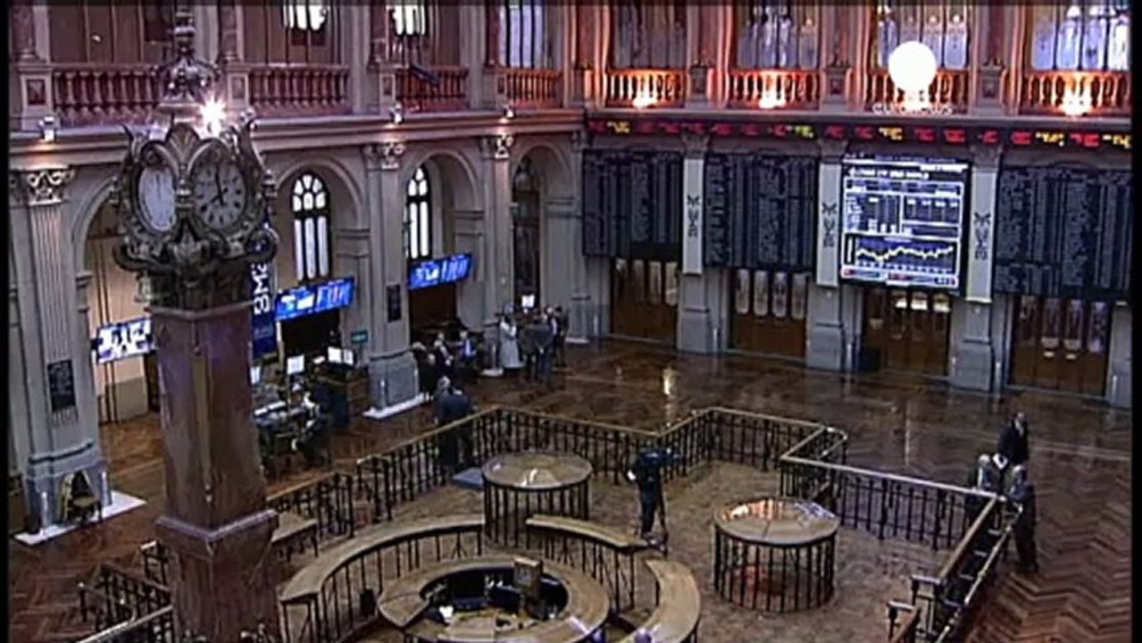 Lo stallo politico italiano spinge in profondo rosso le...