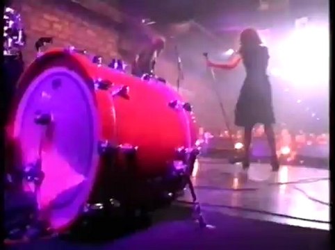 Adrienne Pauly L'amour avec un Con