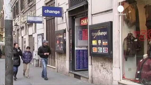 Titoli di debito italiani, rendimenti in forte rialzo...