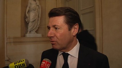 Download Video: Lapsus : Estrosi confond François Fillon et François Hollande