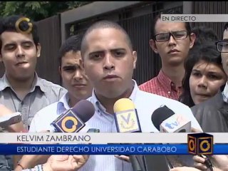 Estudiantes exigen de manera "urgente" juramentación pública del presidente Chávez
