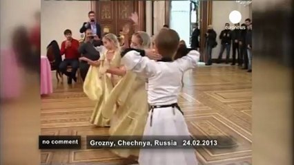 Depardieu fait le show en Tchétchénie - no comment