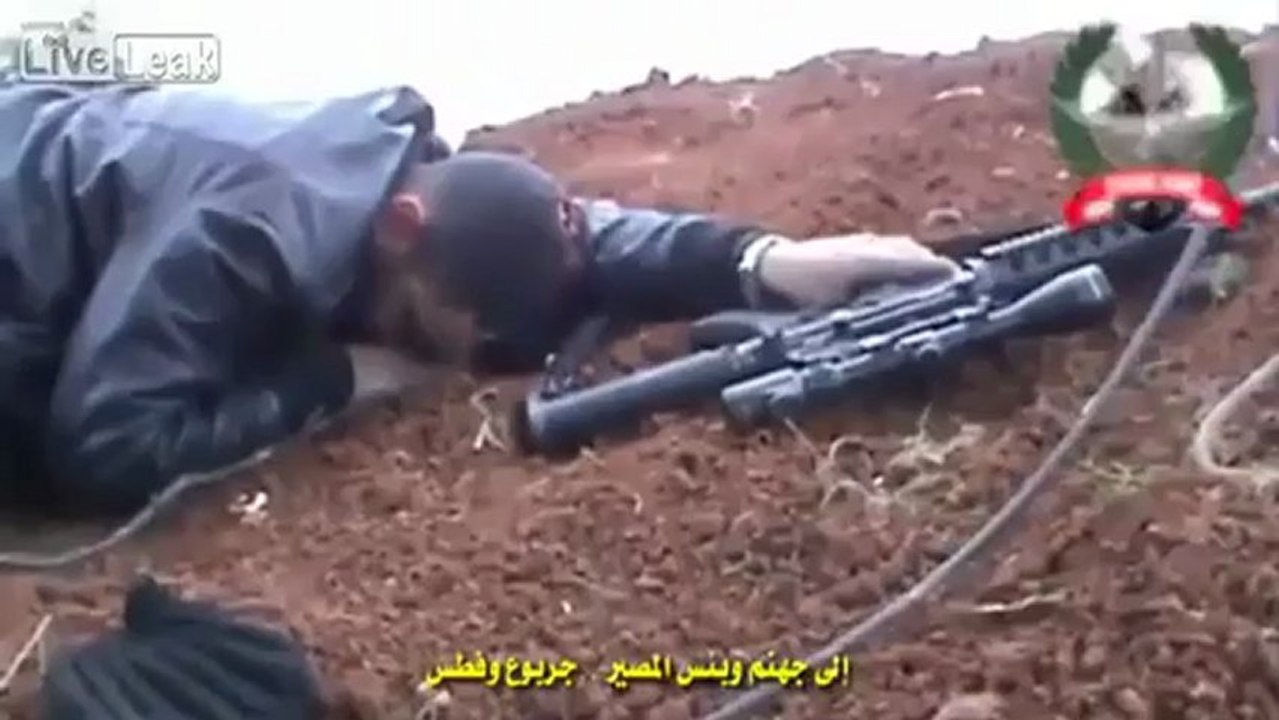 mort en direct d'un sniper de l'armée syrienne libre