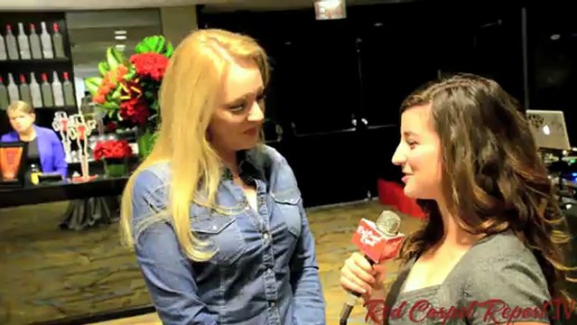 Wendi McLendon-Covey at GBK's 2013 Oscars Gift Lounge @wendimclendonco @GBK_Productions