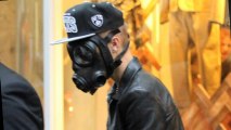 Justin Bieber Wears A Huge Gas Mask On Streets Gearing Attention!