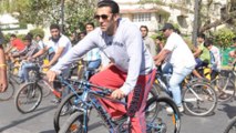 Salman Khan goes cycling in Mumbai on Car Free Day