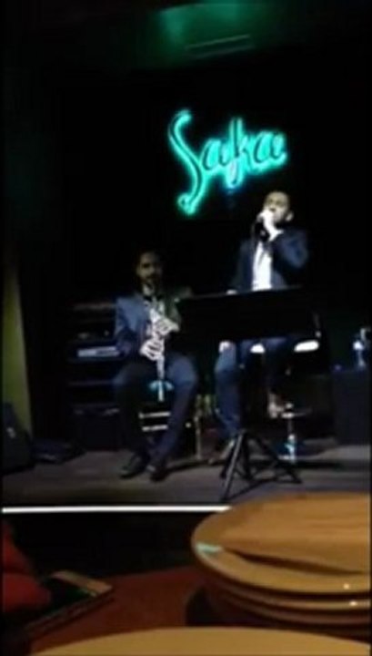 'ERDEM CANLI PERFORMANS TÜRK SANAT MÜZIKLERI'