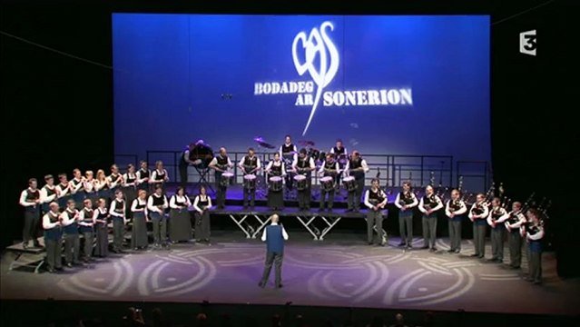 Bagad Penhars - Brest 2013