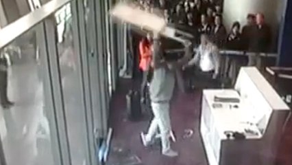 Chinese Man Goes Nuts In Airport After His Family Misses Their Flight