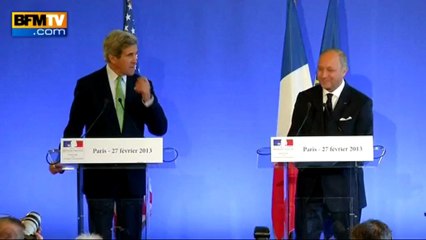 Quand John Kerry fait un numéro de charme... en français - 27/02