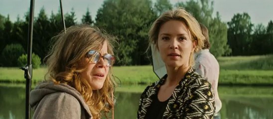 Bande annonce "20 ans d'écart" avec Virginie Efira et Pierre Niney