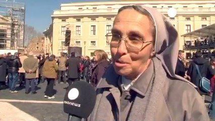 Katolik din adamları karışık beklentiler içinde