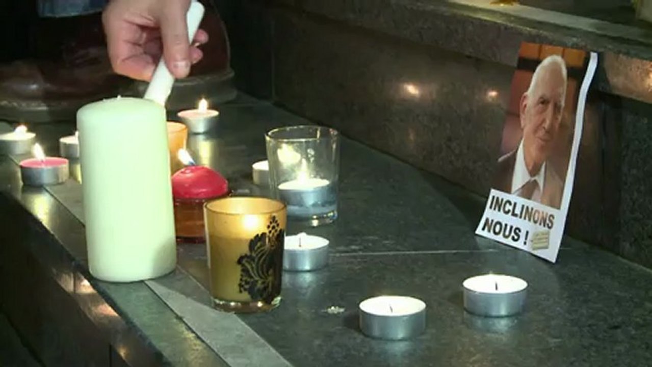 Décès de Stéphane Hessel: rassemblement à la Bastille