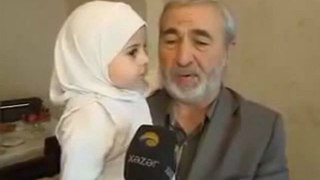 الطفلة التركية المعجزة التي تقرأ القران باتقان