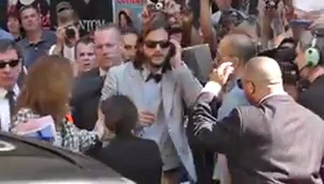 Madonna Snubs Demi Moore for Ashton