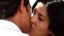 Hrithik Roshan & Katrina Kaif's HOT KISS in Bang Bang