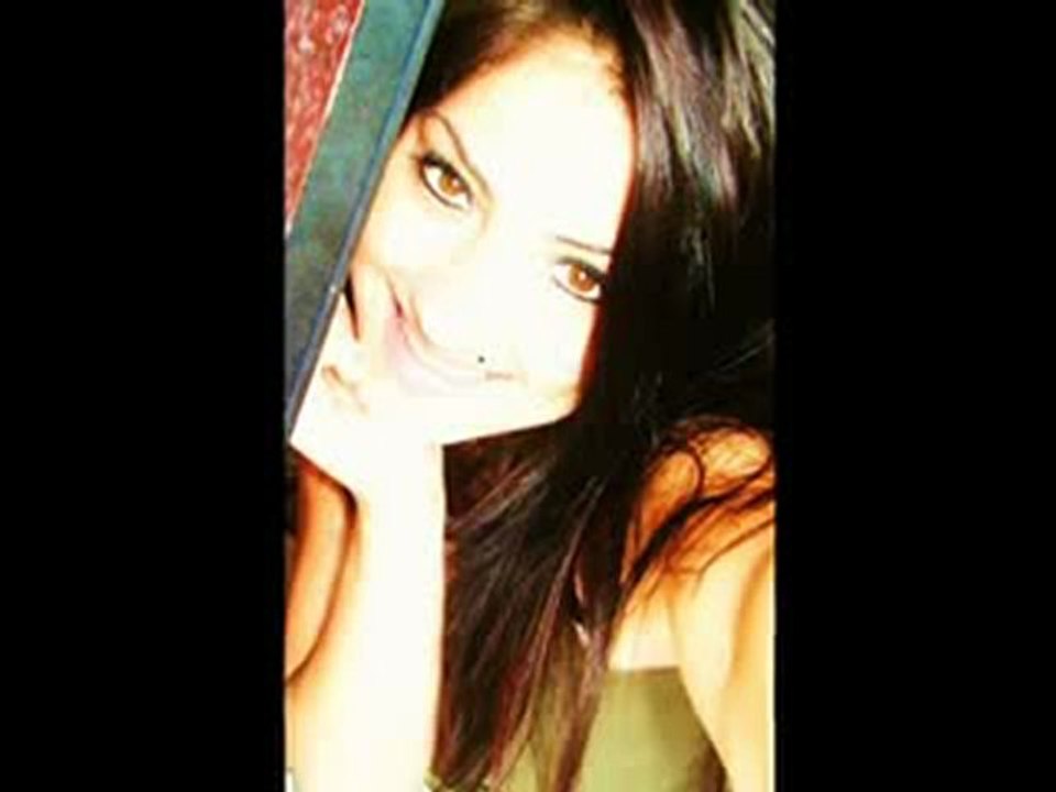 sohbetevin.com sohbetevin.net  www.sohbetevin.com iskoc SonGül ft. ArsızBeLa - Ölümsuz Sevgim 2011