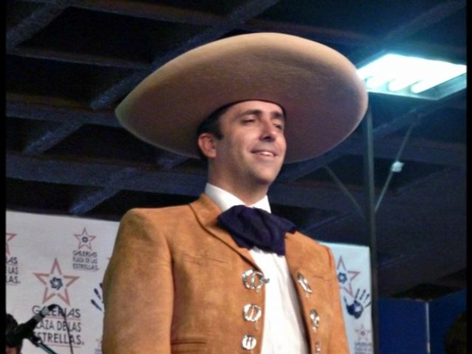 SI AUN ME EXTRAÑAS- Rafael Jorge Negrete