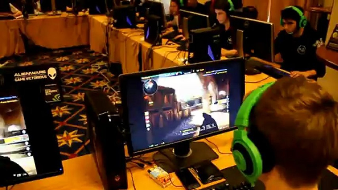 r0b vs VERYGAMES | Mad Catz Invitational