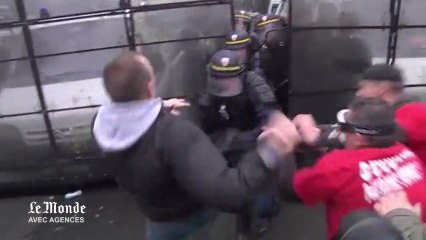 Affrontements entre la police et des ouvriers de "Goodyear"