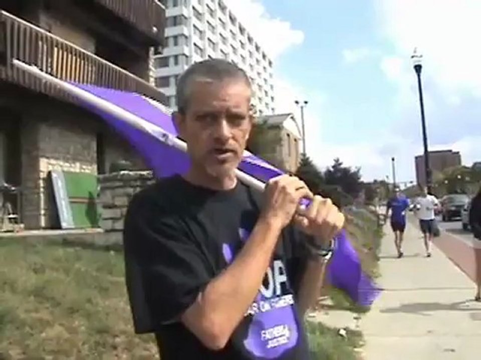 Fathers 4 Justice Crane Demonstration / Day 4 / SWAT IS COMING TO ARREST Human Rights Activist Donald Tenn