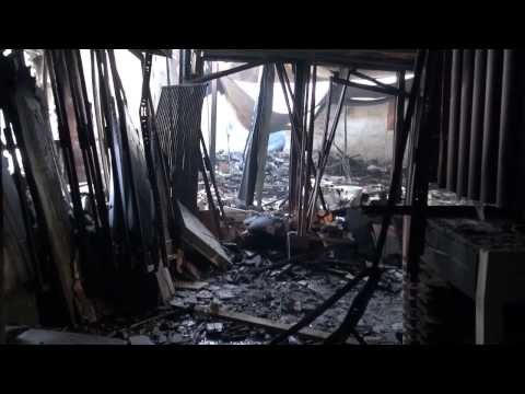 Cesa (CE) - Incendio a deposito di materiale edile (28.02.13)