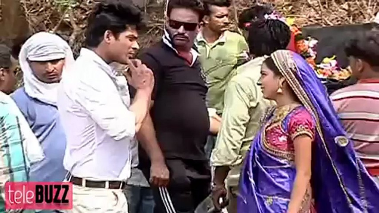 Pratyusha Banerjee aka Anandi REPLACED in Balika Vadhu 27th February 2013