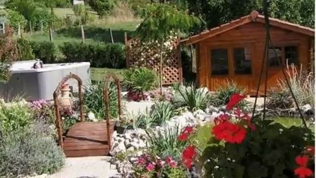 Esprit SudEst : Villa récente et traditionelle avec piscine et sauna avec vue sur le Lac de Paladru