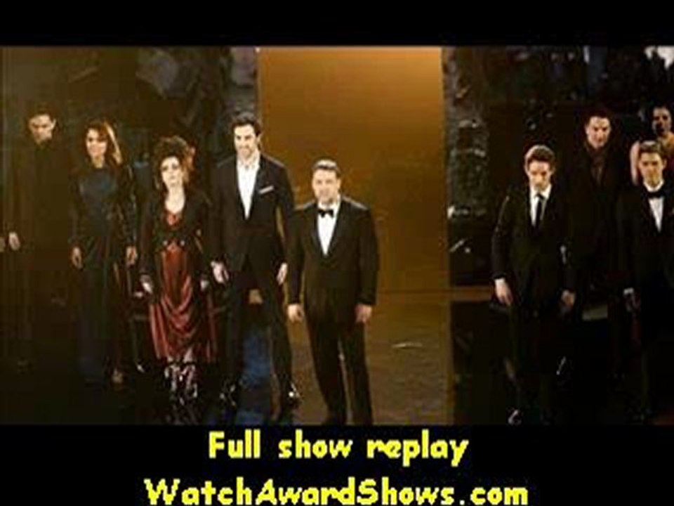 Russell Crowe and the cast of Les Miserables perform onstage Academy Awards 2013