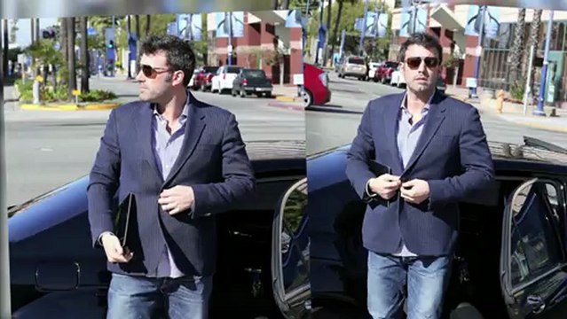 Spotted! Ben Affleck Shaves Off His Argo Beard