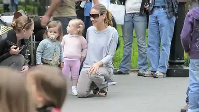 Stylish Celebrity Moms on the School Run