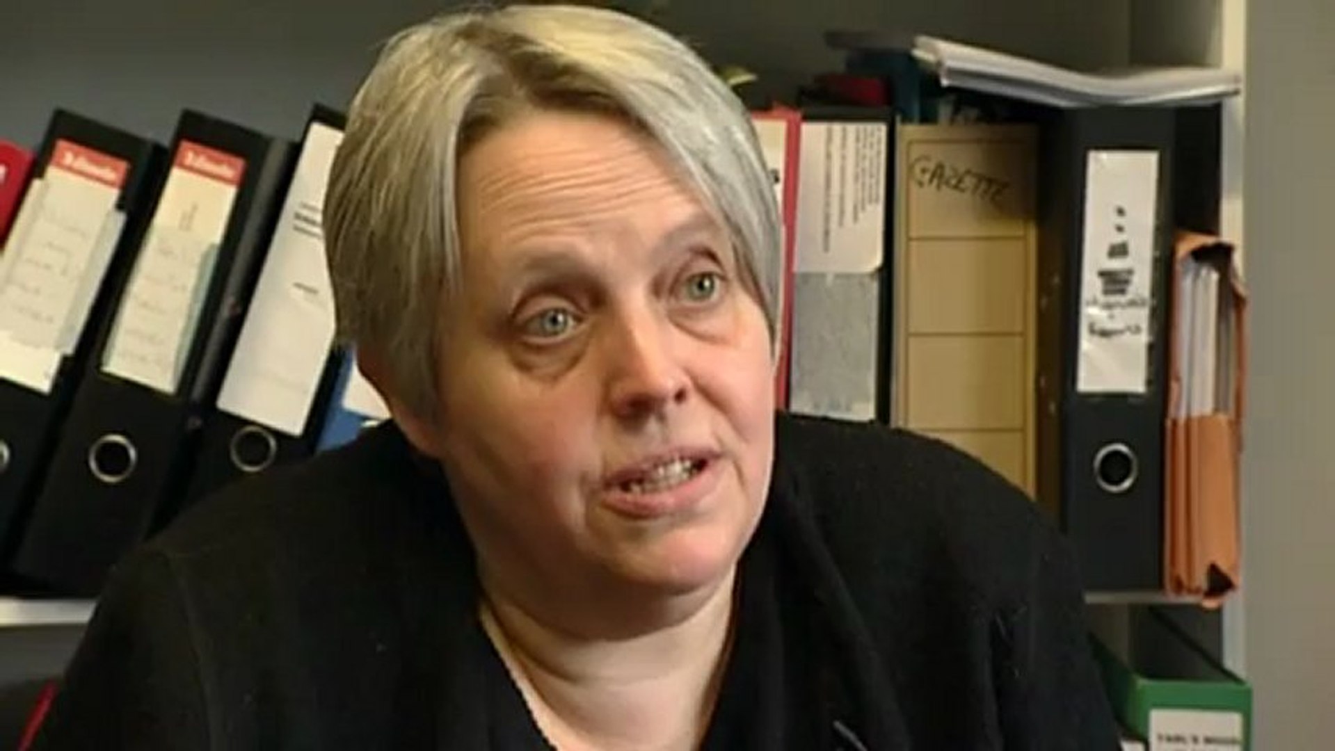 ⁣Undercover relationships by police 'scandalous'