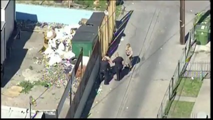 Burglary Suspects Lead Los Angeles Police On Car Chase