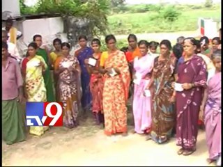 Rich India & Sirisampada company cheats people