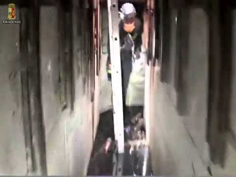 Napoli - La polizia sulle tracce della banda del buco (01.03.13)