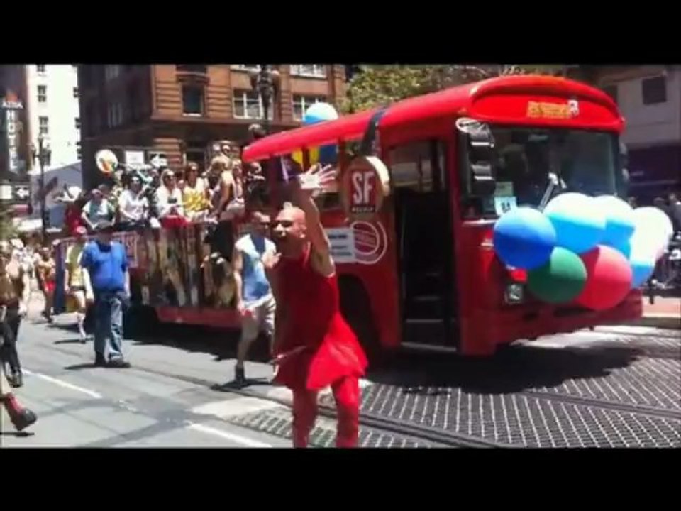 San Francisco Gay Pride Parade 2012  -  WingSP117 -  2
