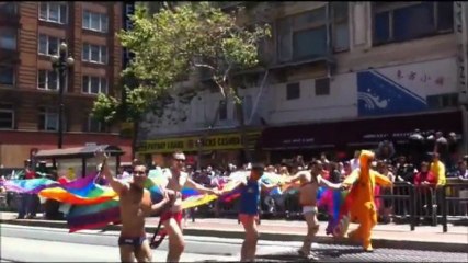 San Francisco Gay Pride Parade 2012  - 4  - WingSP117
