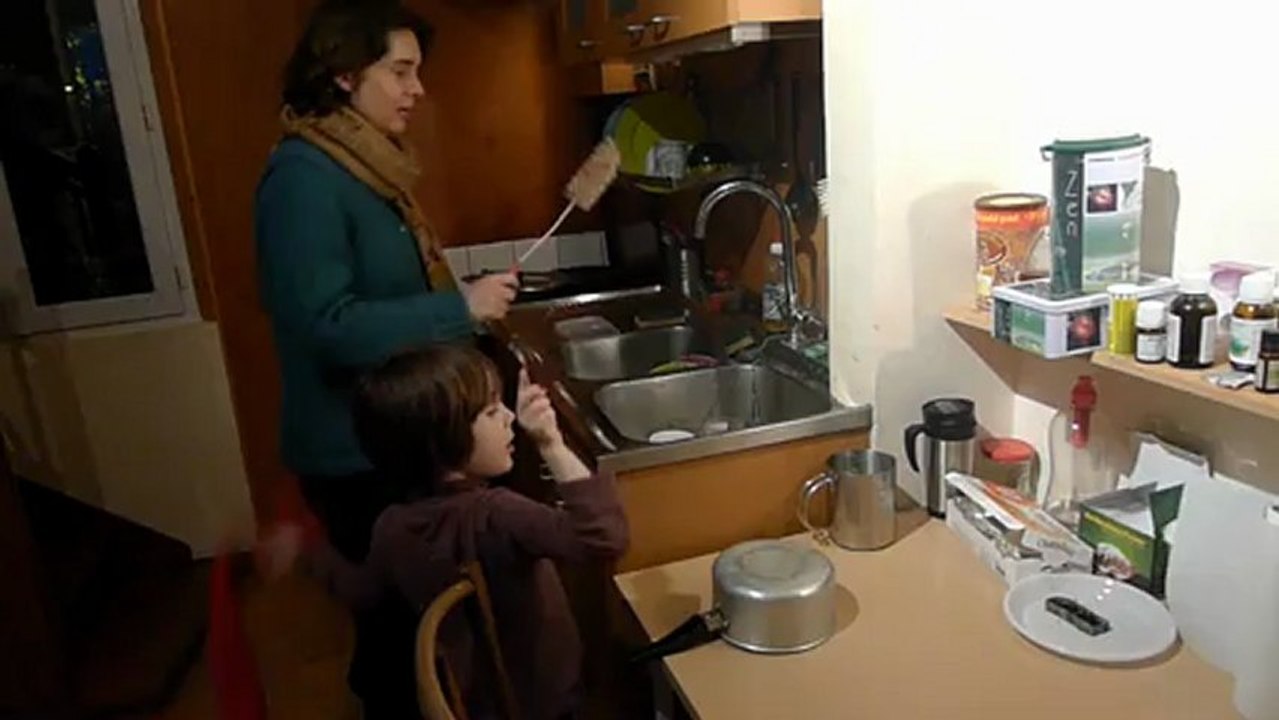 vivi et la batterie de cuisine