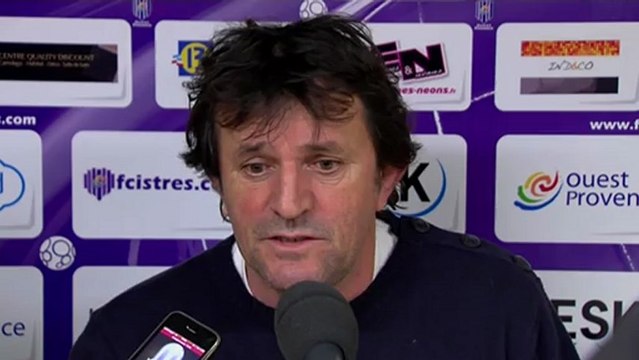 Conférence de presse FC Istres - CS Sedan : José PASQUALETTI (FCIOP) - Laurent GUYOT (CSSA) - saison 2012/2013