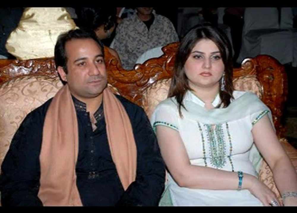 koi ummed bar nahin aati -- Rahat Fateh Ali Khan - Mirza Ghalib - New Version