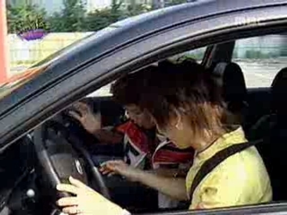 Driving School (2/5)