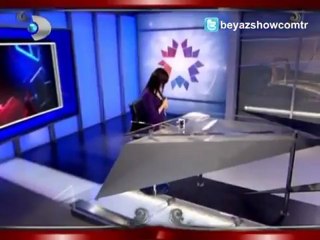 Nazlı Öztarhan'a Tavşan Diş Şakası