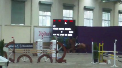 aly mac chin 02/03/13-120cm