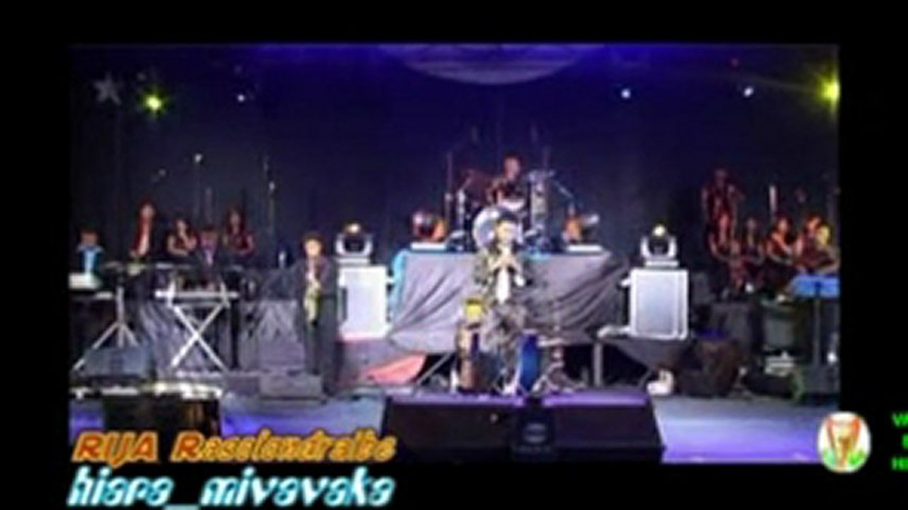 rija_r-hiara_mivavaka
