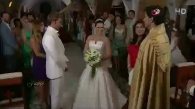 Maite Perroni (@MaiteOficial) en Bodas de Telenovela: CCEA y TDA con @Willylevy29