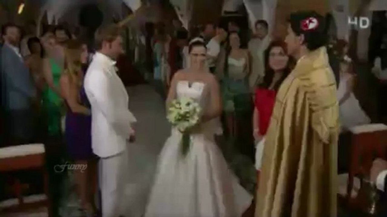 Maite Perroni (@MaiteOficial) en Bodas de Telenovela: CCEA y TDA con @Willylevy29