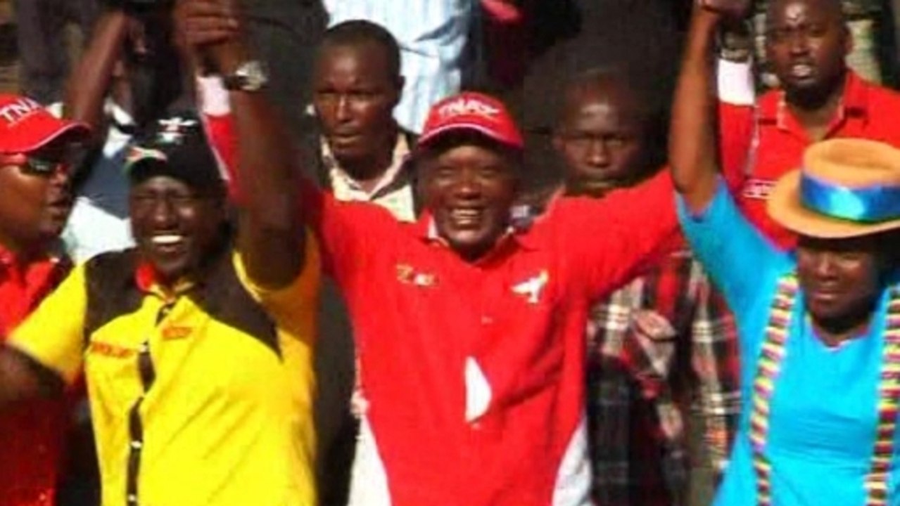 Kenyatta, Odinga make final campaign push