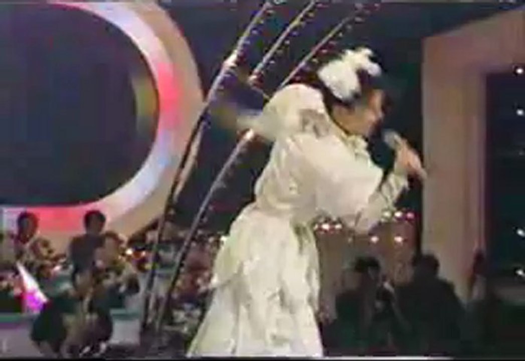 河合その子 哀愁のカルナバル