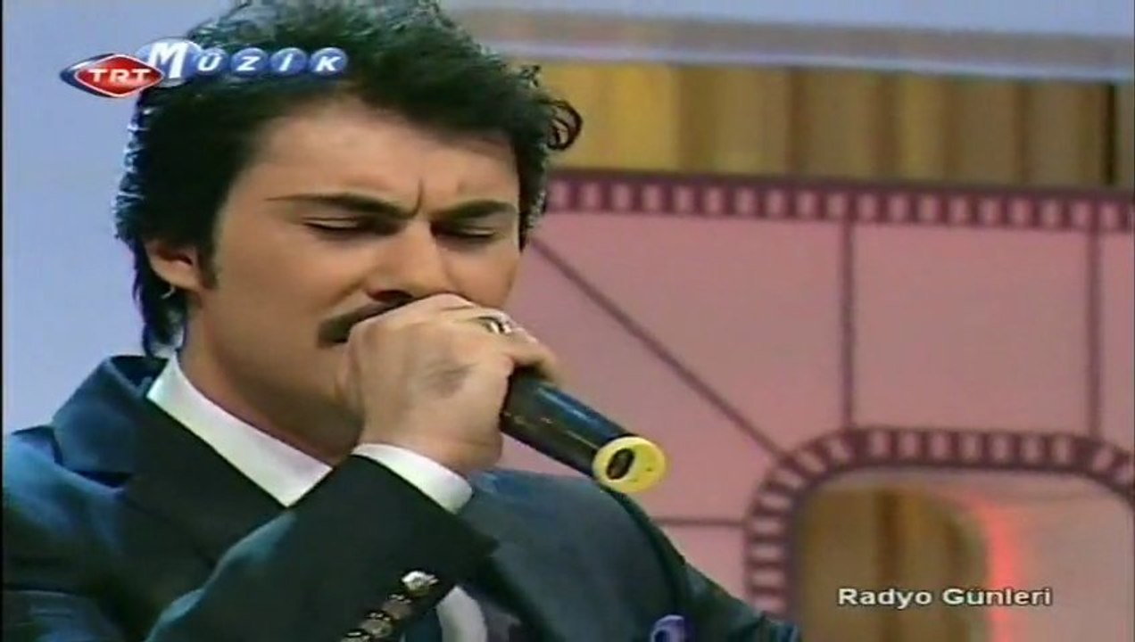 Kahpe Felek Sana Nettim Neyledim (Oktay Ertuğrul)