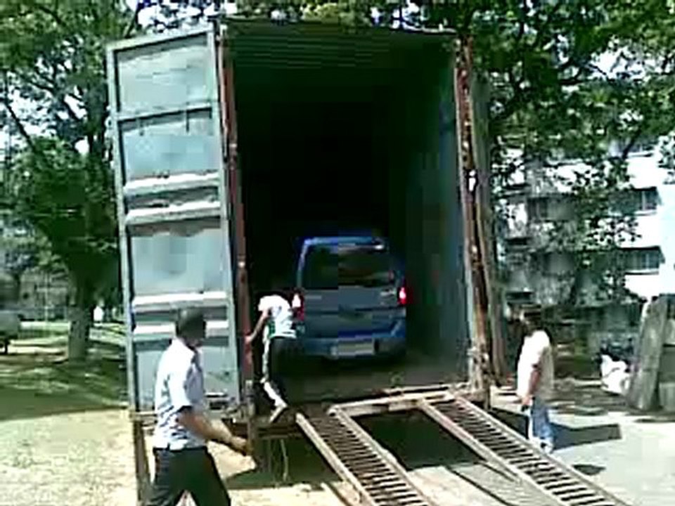 WAGNAR CAR LOADING BY CL S PACKERS & MOVERS JAMSHEDPUR